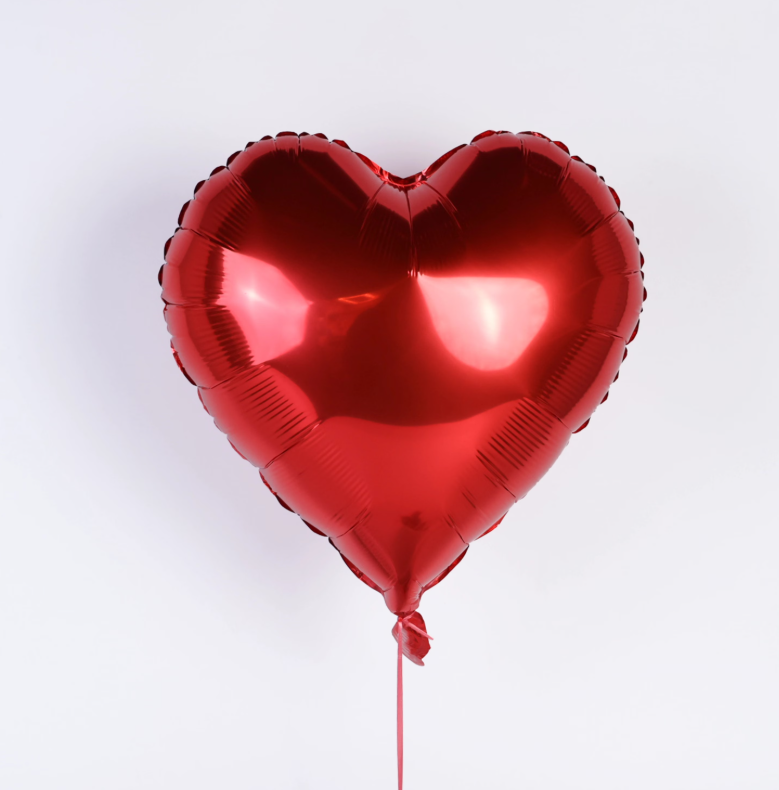 بالون قلب أحمر — flower & gift delivery